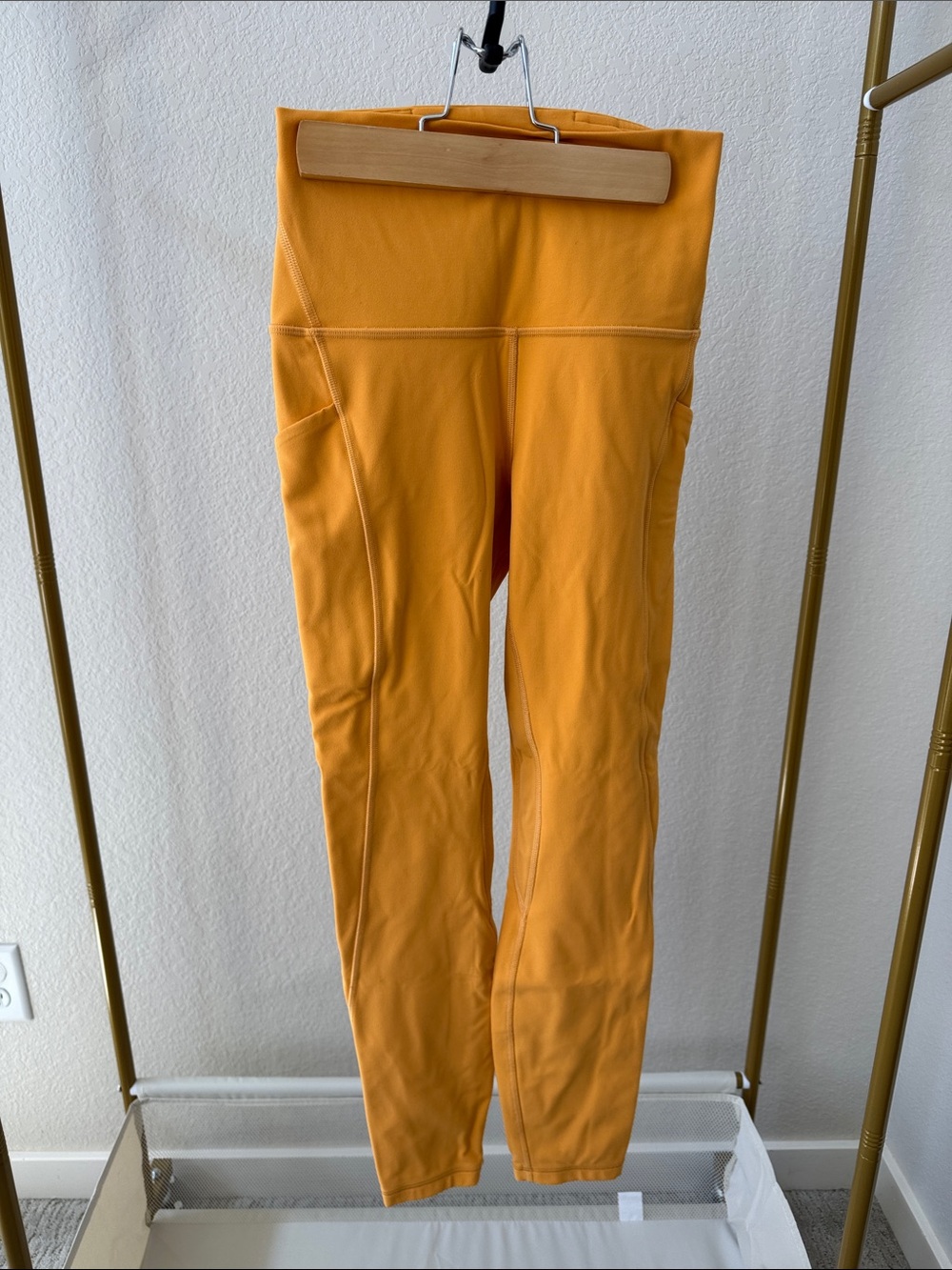 Lululemon Align High-Waist Active Leggings with Pockets, size 4, 25”